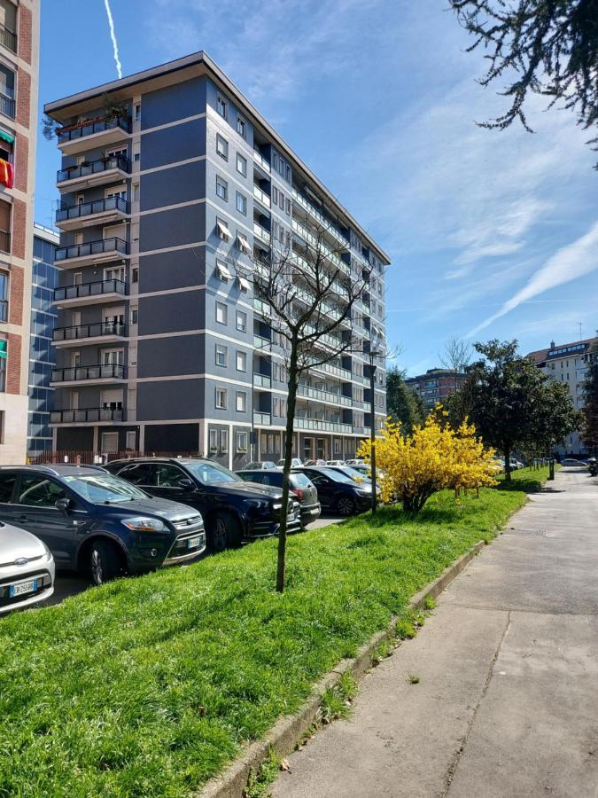 Franco Sansirohouse Rho Mi Fiera Apartment Milano Exterior foto